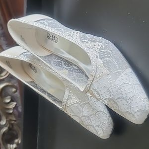 Valenti Franco, silver shoes, size 8.5M, with clear heels